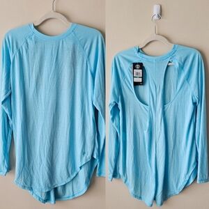 Under Armour Women's Cutout Blue Long Sleeve Tee (L)